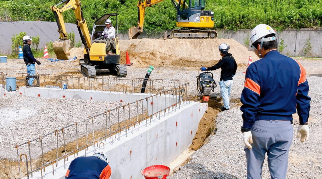 写真：土木・建築工事の施工管理の様子